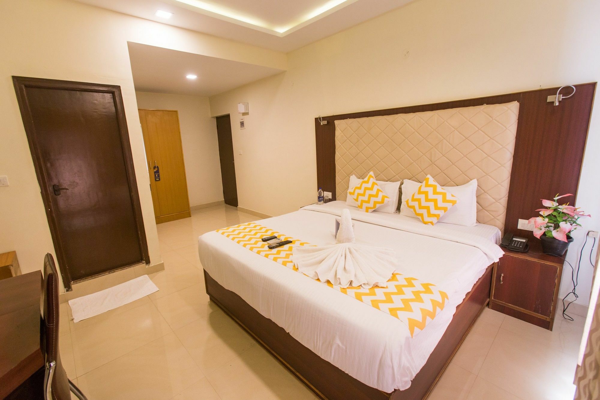Fabhotel Millenium Stay Indiranagar Бенґалуру Екстер'єр фото